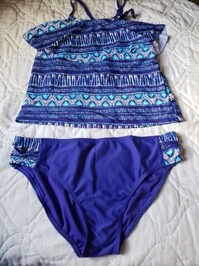 SO Women Swim Two-Piece Tankini Set in Blue and Teal Pattern